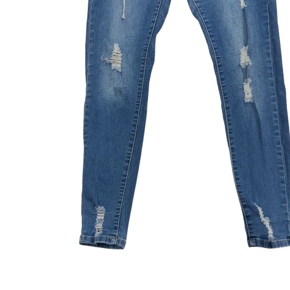 Wax Jean size 13/31 Jeans. Pockets on front and back, with belt loops. - Picture 9 of 11